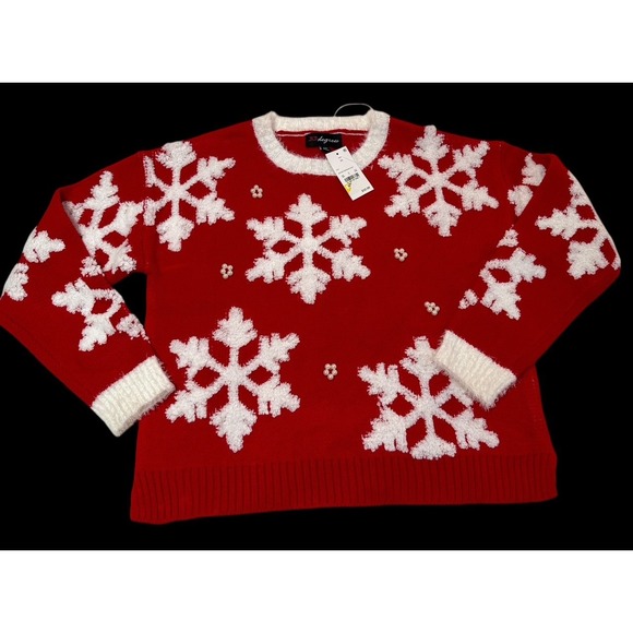 33 Degrees Sweaters - NWT Women's 33 Degrees Red Knit Christmas Sweater White Snowflakes Size XS
